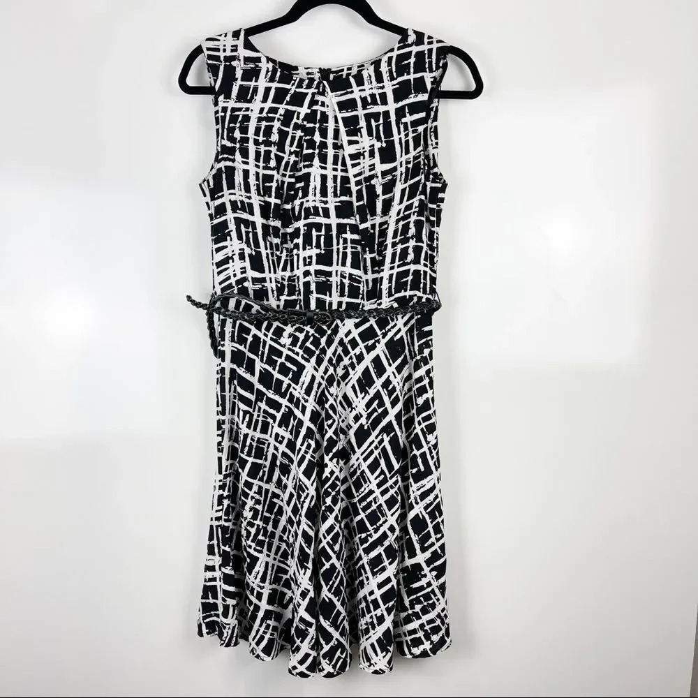 AGB Black/White Abstract Print Sleeveless Belted A-Line Dress Sz 8
